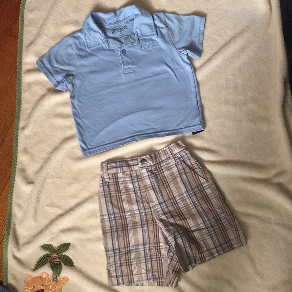 Kenneth Cole Reaction Two Piece Set